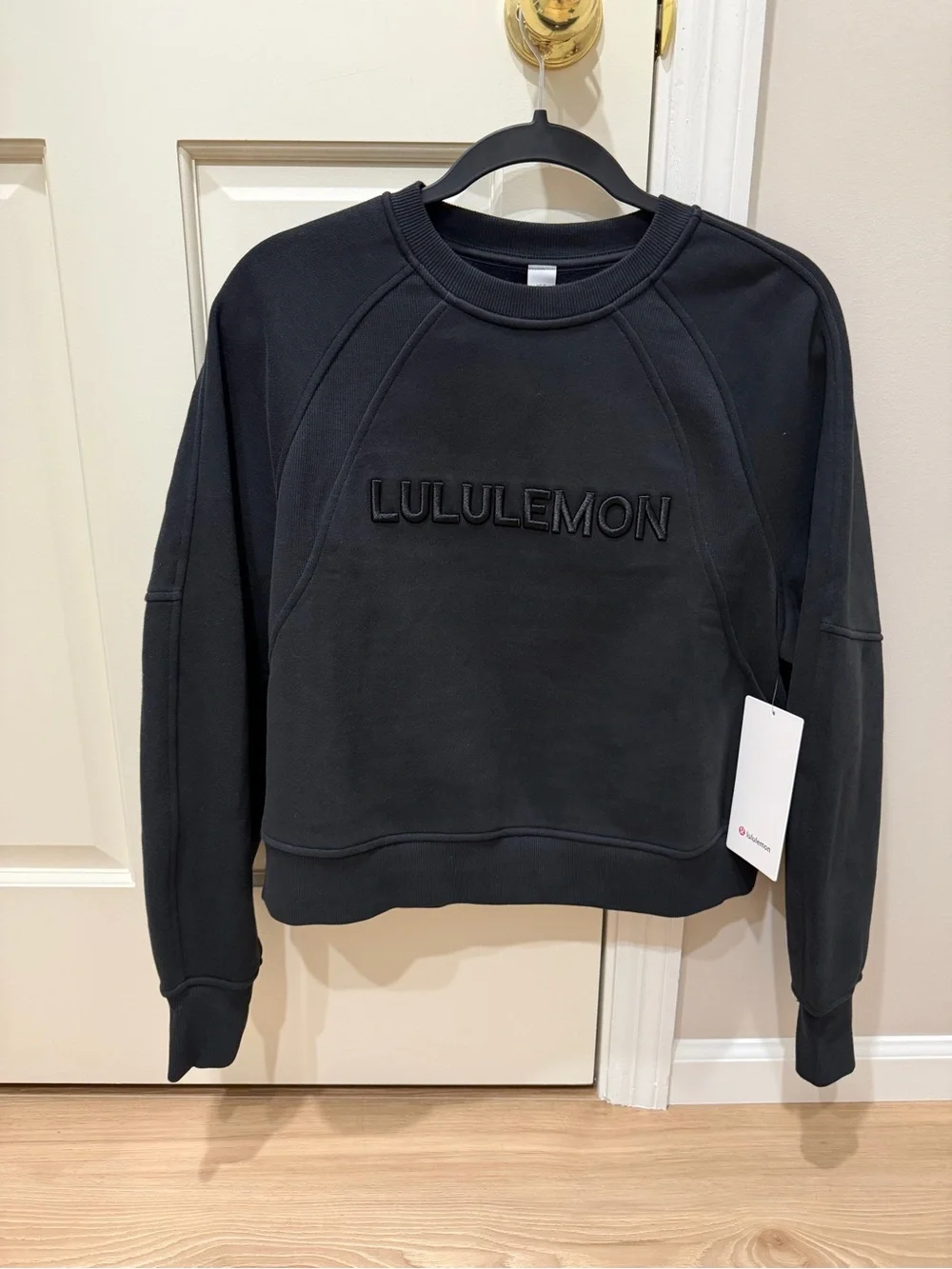 lululemon athletica black crewneck